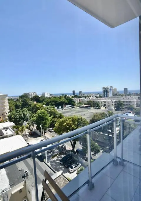 Acogedor Apt 8Vo Piso,La Esperilla.Dn サントドミンゴ アパート