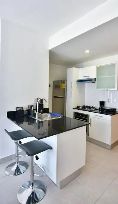 Acogedor Apt 8Vo Piso,La Esperilla.Dn サントドミンゴ アパート